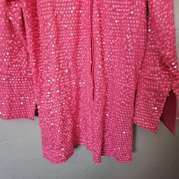 H&M Divided NWT Women's Medium Neon Pink Sequin Top Long Sleeve Button Front - Picture 3 of 7